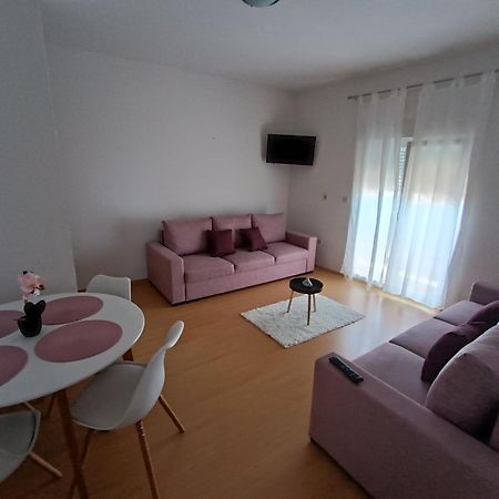 Apartman Lea Sukošan Exterior foto